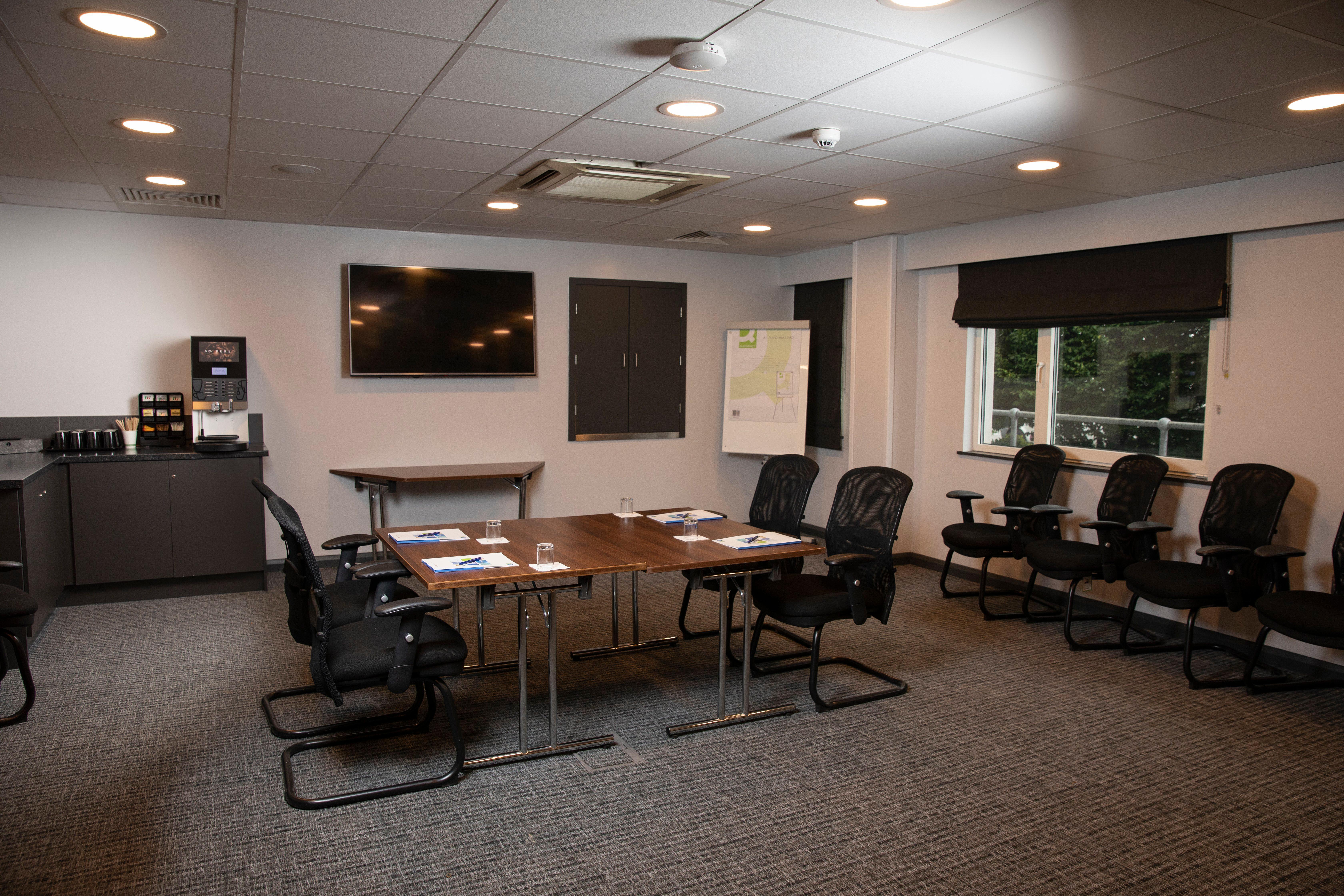 Holiday Inn Express, Chester Racecourse By Ihg Екстериор снимка