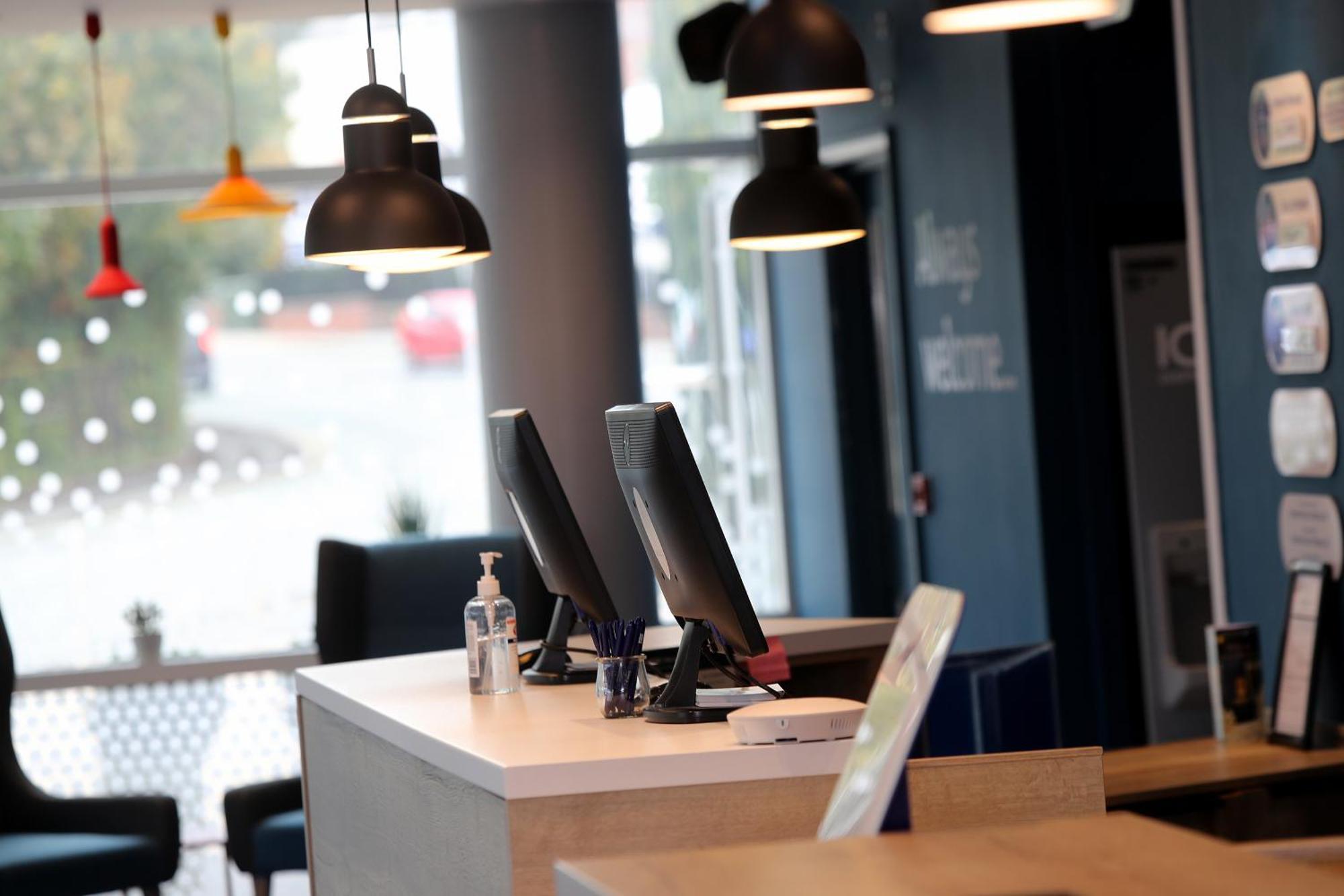Holiday Inn Express, Chester Racecourse By Ihg Екстериор снимка