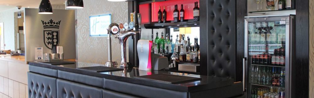 Holiday Inn Express, Chester Racecourse By Ihg Екстериор снимка